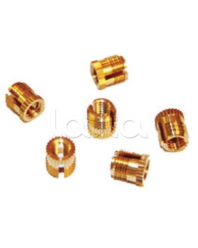 Втулка забивная с внутренней резьбой M6 (10 шт/уп) DKC 501007 в Самаре Крепеж: Дюбели, шурупы, саморезы Pintop.ru