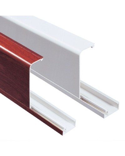 Короб плинтусный 100х40 мм белый DKC AIR10040 в Самаре Кабель-канал Pintop.ru