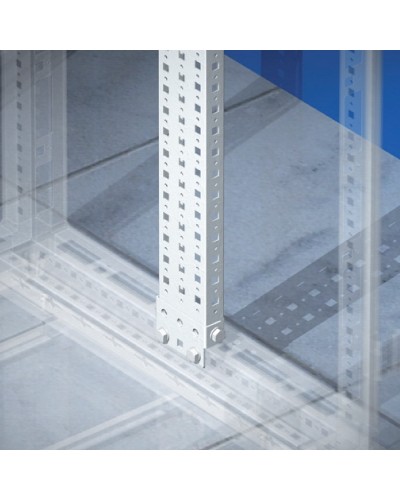 Рейки вертикальные для шкафов CQE высотой 2000 мм (2 шт/уп) DKC R5PDV20 в Самаре Аксессуары для стоек и шкафов Pintop.ru