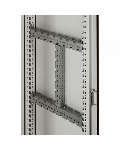 Набор траверсов Legrand 020532 в Самаре Аксессуары для стоек и шкафов Pintop.ru