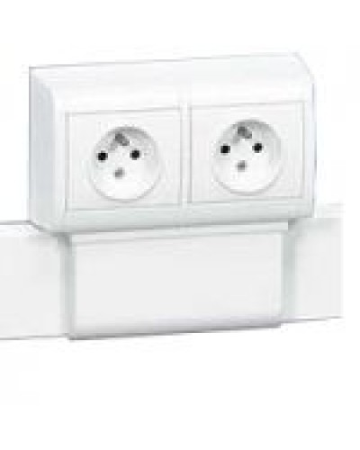 Рамка Mosaic Legrand 031621 в Самаре Аксессуары для кабель-канала Pintop.ru