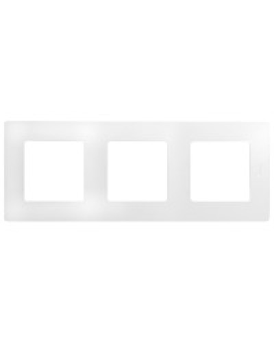 Рамка Etika белый Legrand 672503 в Самаре Аксессуары для кабель-канала Pintop.ru