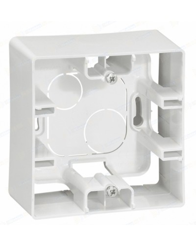 Коробка для накладного монтажа 1 пост (белая) Legrand 672510 в Самаре Аксессуары для кабель-канала Pintop.ru