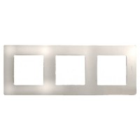 Рамка 3 поста Etika слоновая кость Legrand 672513