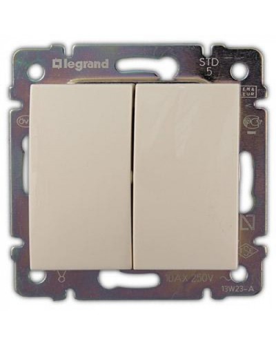 Переключатель на два направления двухклавишный Valena 10 AX 250 В слоновая кость Legrand 774308 в Самаре Аксессуары для кабель-канала Pintop.ru